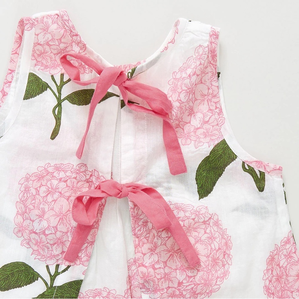 Pink Chicken Set - Picture 2 of 4